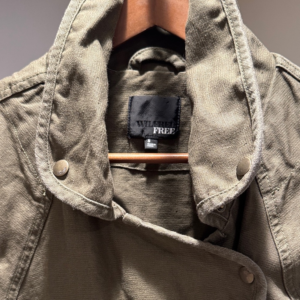 Wilfred Olive Utility Jacket - Picture 2 of 3